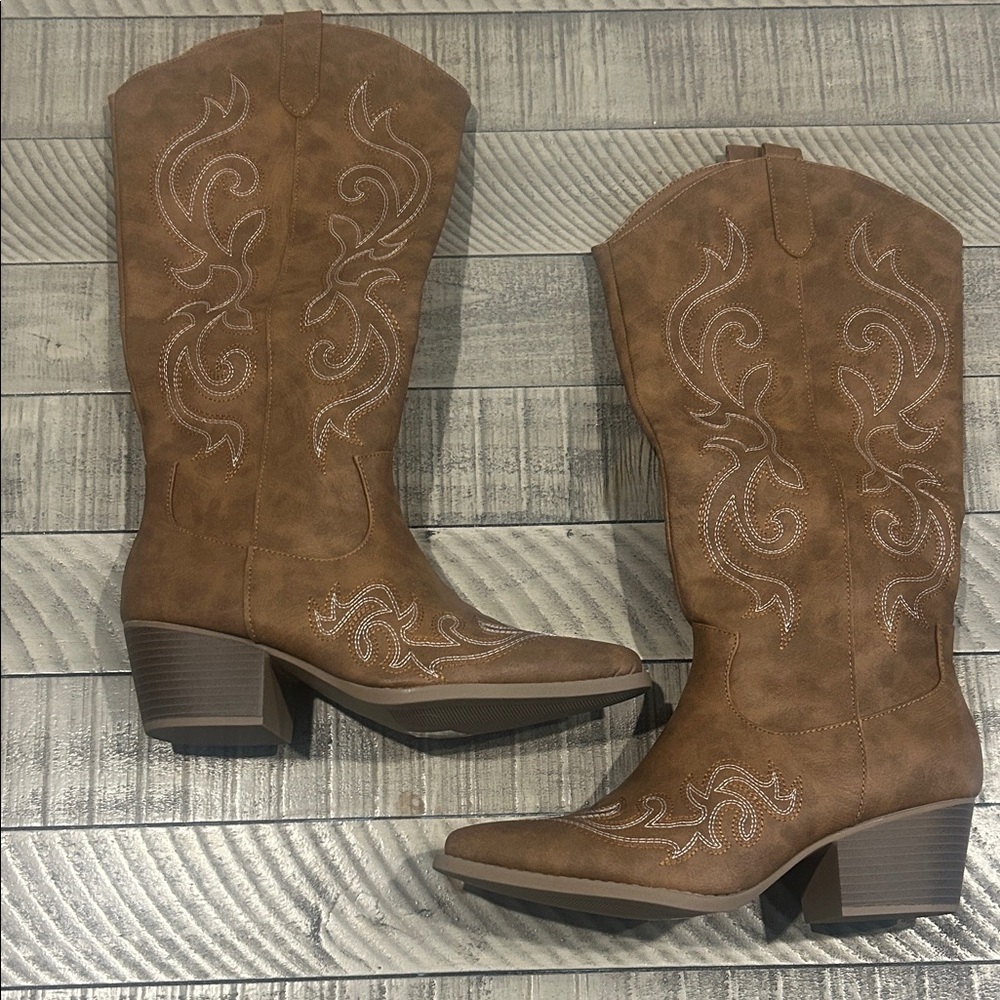 Elegant Tan Embroidered Heeled Boots